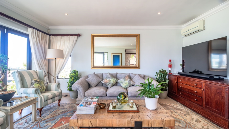 3 Bedroom Property for Sale in Olive Grove Western Cape